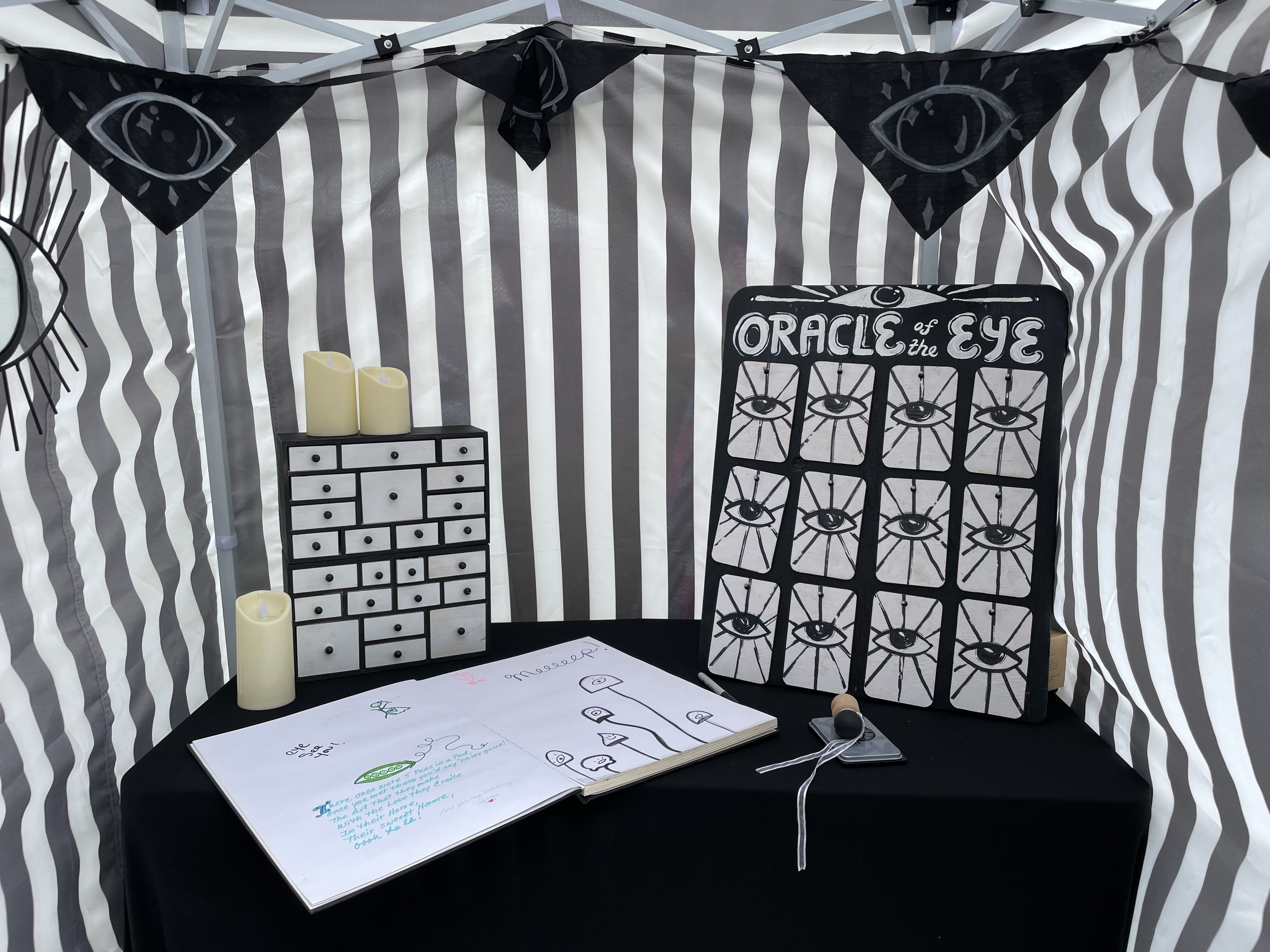Camp - Oracle Booth Alt