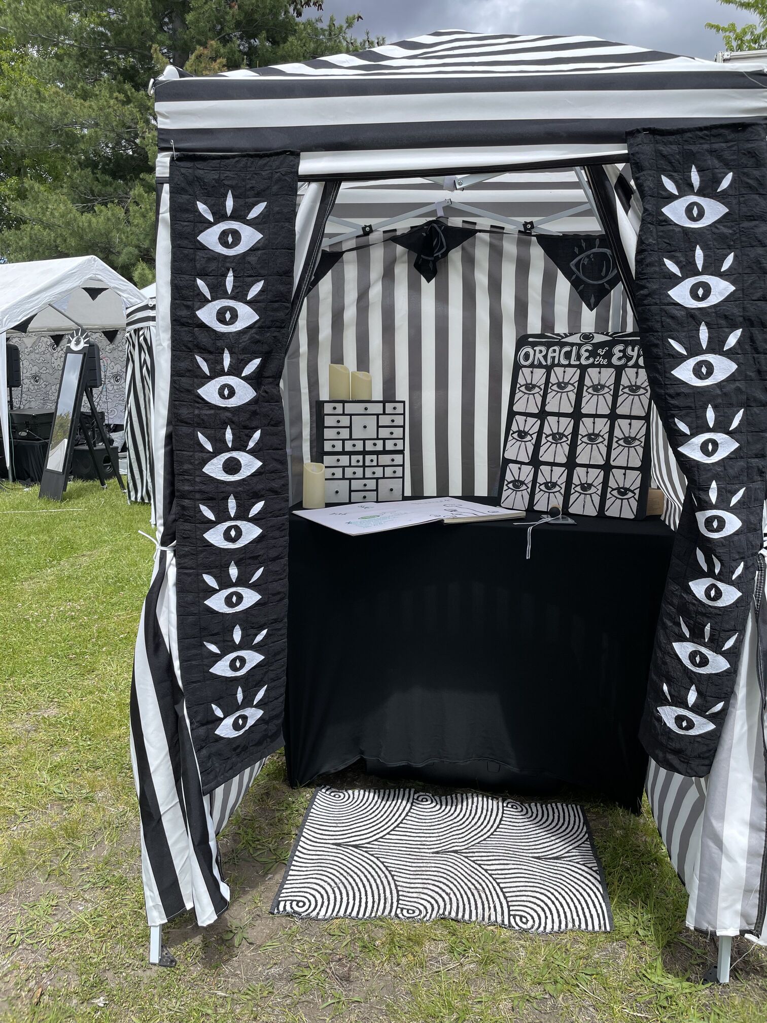 Camp - Oracle Booth