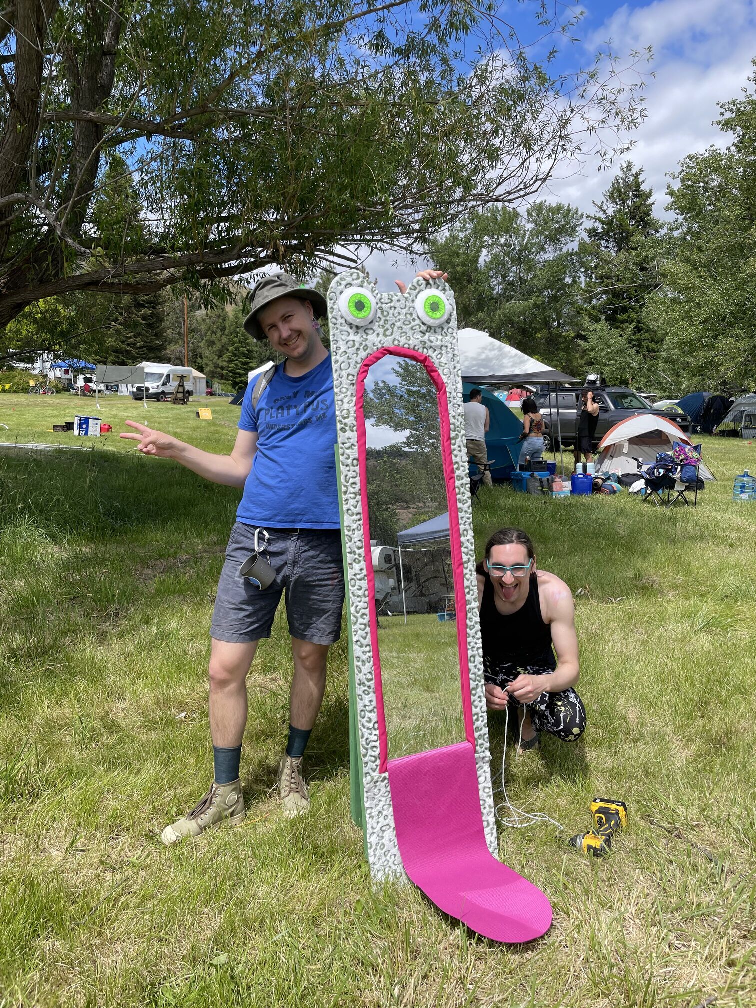 Monstor Mirror - Tongue