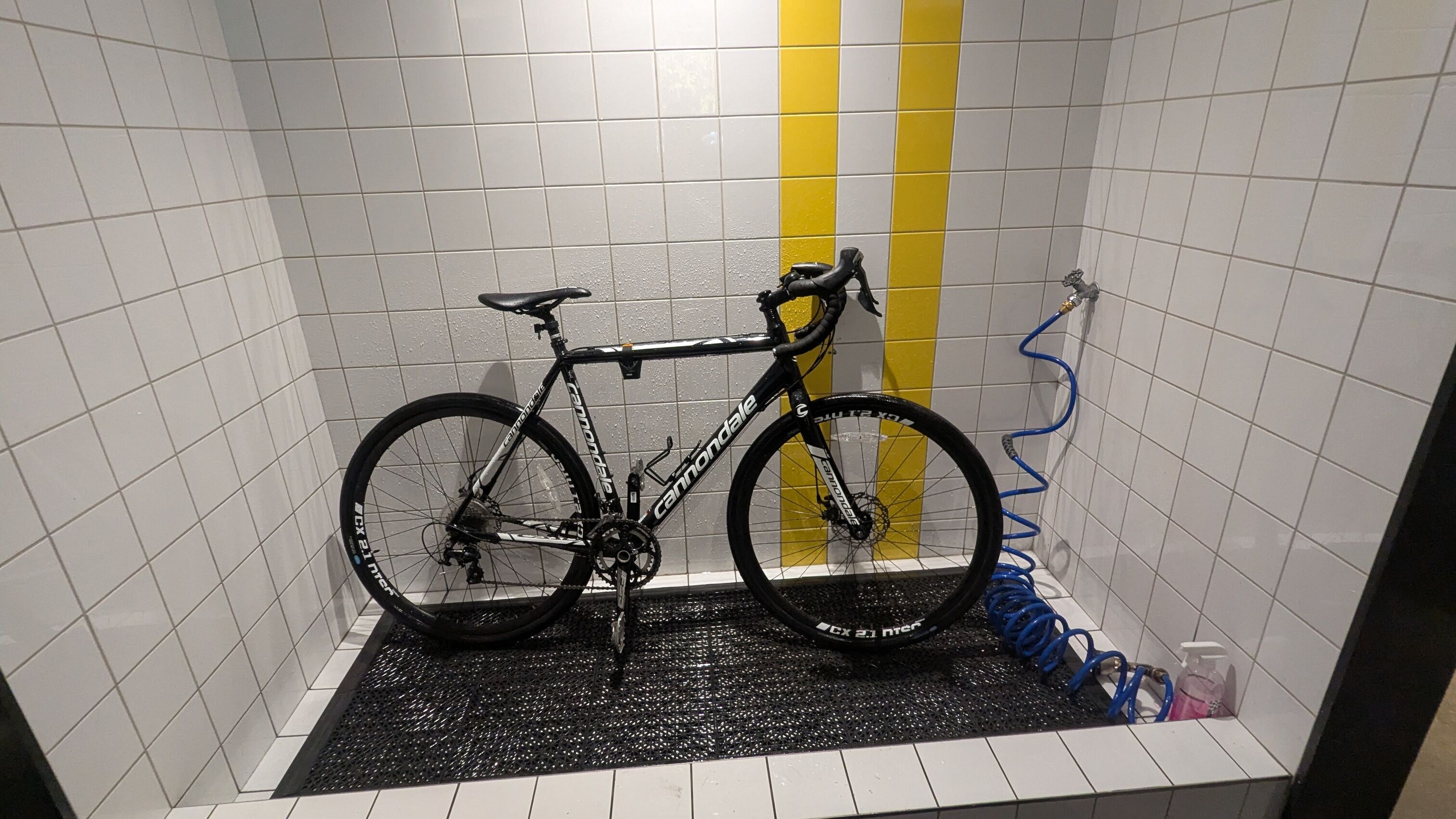 0 Washing Bike in SLU