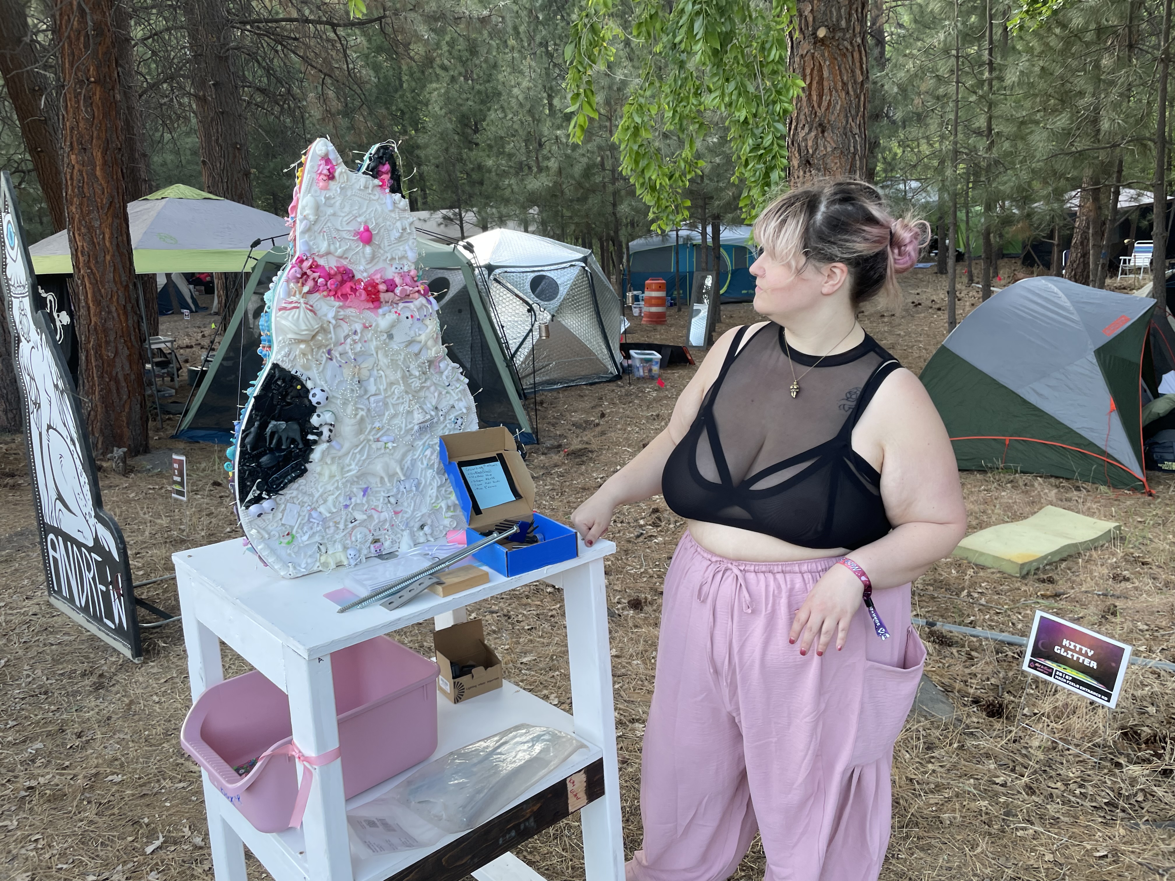 Kalesta and Kitty GLitter 3